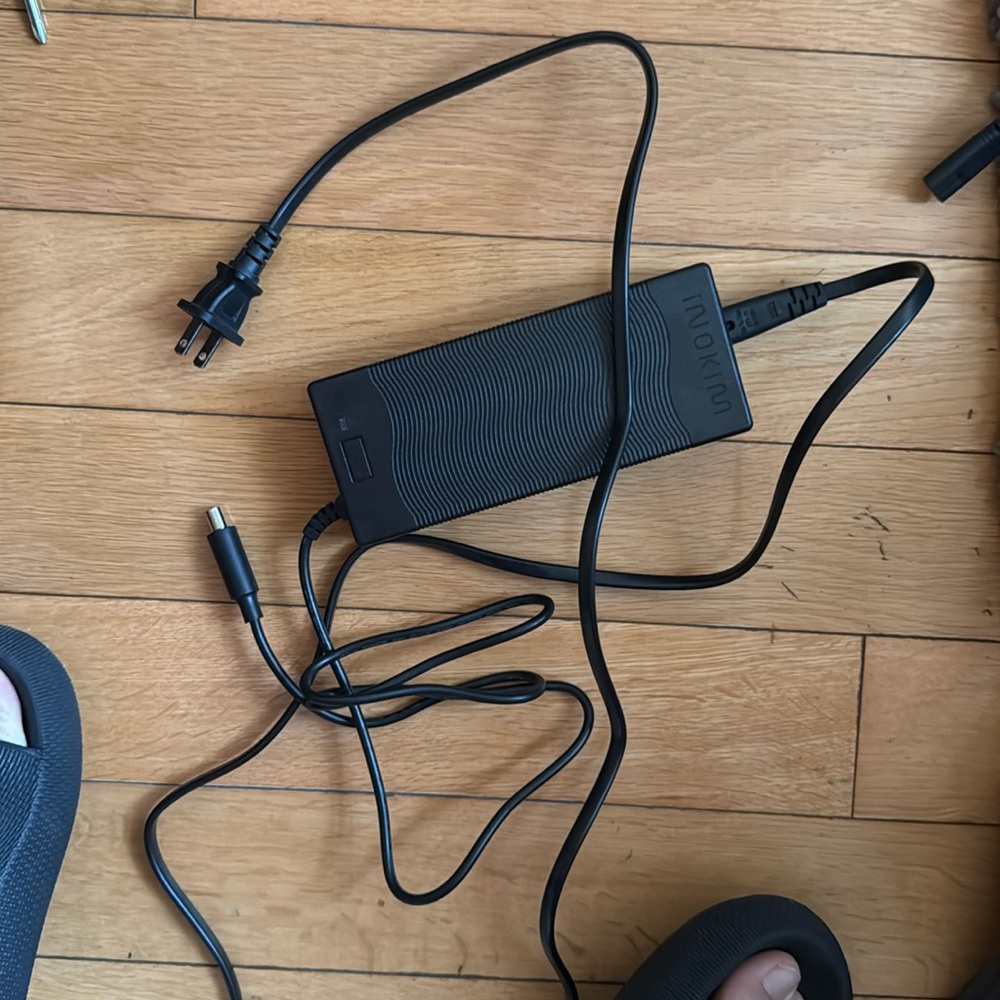 Inokim quick 4 charger